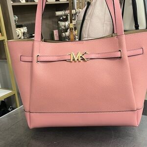 Michael Kors tote